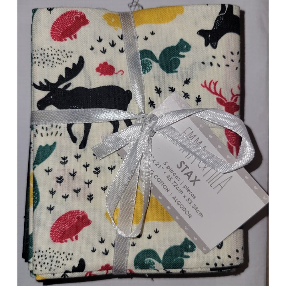 Emma & Mila Stax 5 pieces 18" x21" 100% Cotton Fabric Bundle Moose Animal Tracks